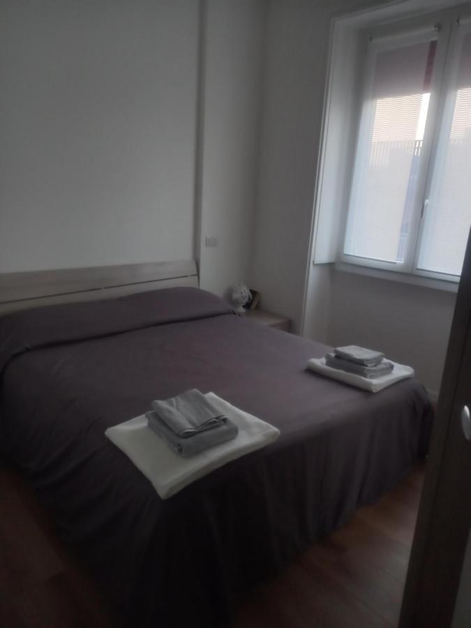 Bilocale 7 Piano Balcone Vista Skyline Lejlighed Milano Eksteriør billede